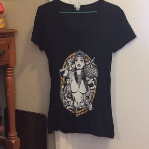 Cali chicana chola gangsta girl v neck tshirt NWOT Small